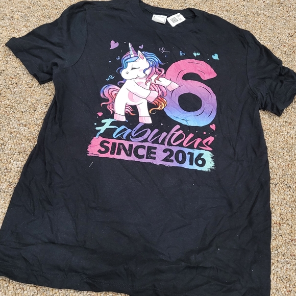 Birthday Unicorn Tshirt- Fabulous Since 2016 - Picture 1 of 2